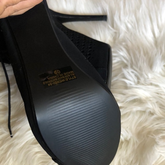 New high ankle booties - Picture 3 of 3